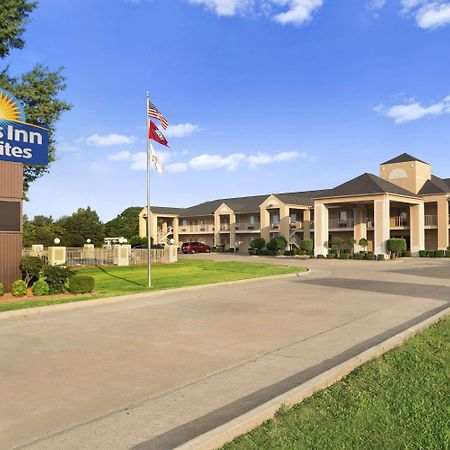 Days Inn & Suites By Wyndham Stuttgart Eksteriør bilde
